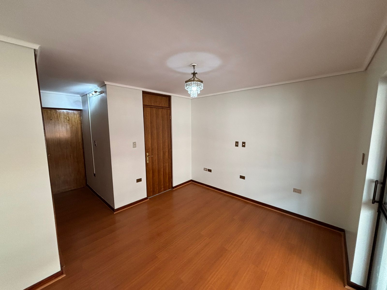 Imagen de WhatsApp 2025-10-13 a las 11.27.59_26d3321c.jpg